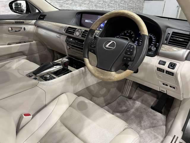 レクサス ＬＳ４６０ バージョンＣ　Ｉパッケージ H27年 (関東) 99