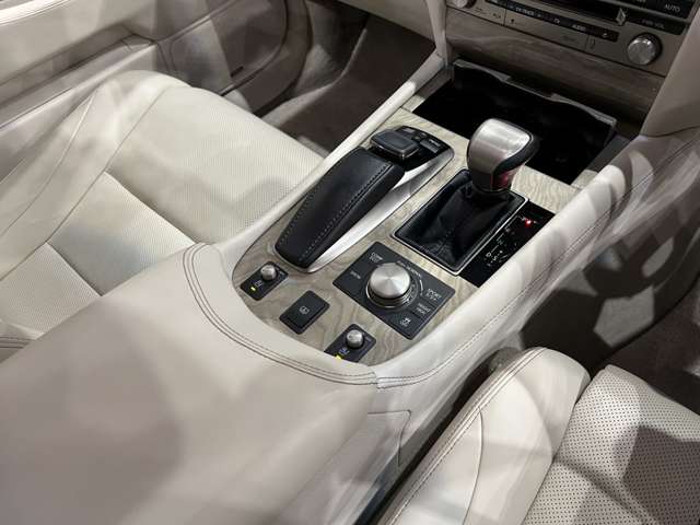 レクサス ＬＳ４６０ バージョンＣ　Ｉパッケージ H27年 (関東) 99