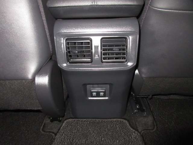 トヨタ ＲＡＶ４ ２．０ Ｇ Ｚパッケージ ４ＷＤ R1年 (九州・沖縄) 99