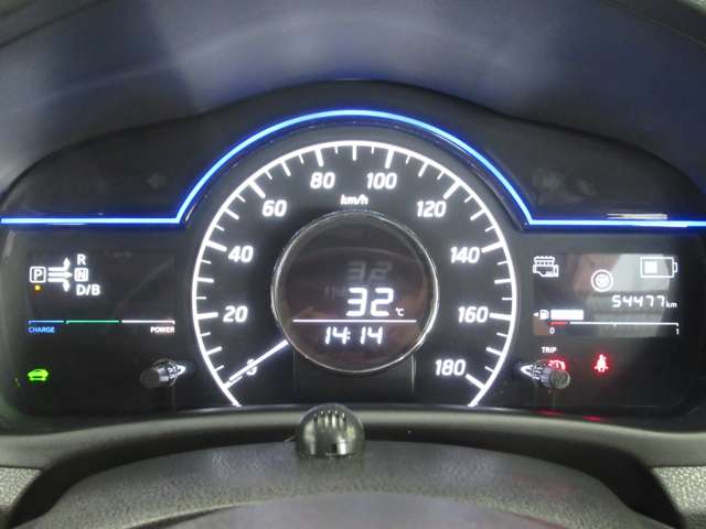 日産 ノート １．２ Ｅ－ＰＯＷＥＲ Ｘ H28年 (九州・沖縄) 99