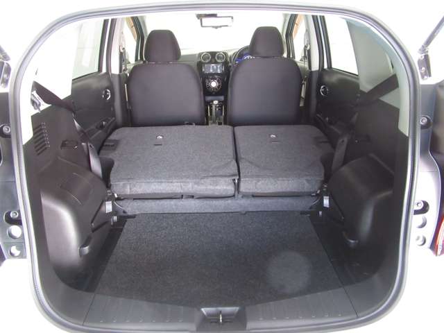 日産 ノート １．２ Ｅ－ＰＯＷＥＲ Ｘ H28年 (九州・沖縄) 99