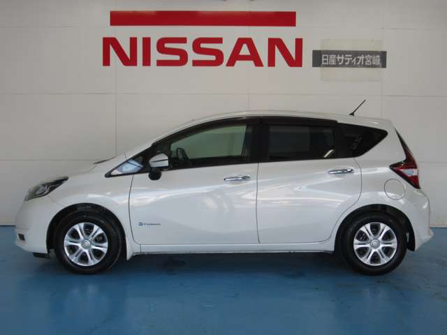 日産 ノート １．２ Ｅ－ＰＯＷＥＲ Ｘ H28年 (九州・沖縄) 99