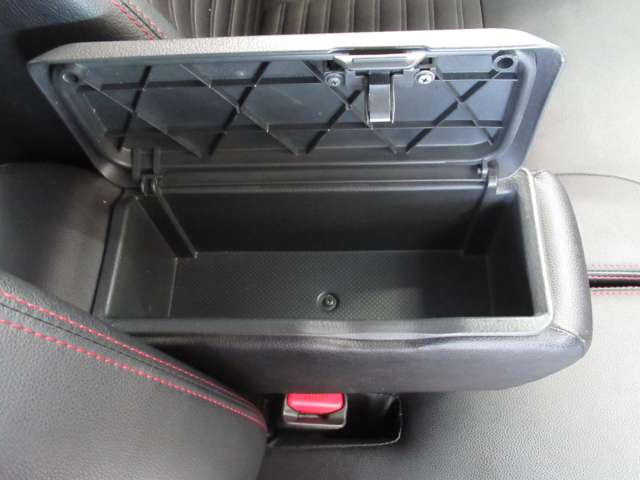 ダイハツ キャスト　スポーツ スポーツ ６６０ ＳＡＩＩ H28年 (九州・沖縄) 99