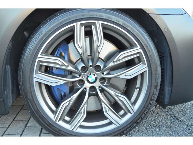 ＢＭＷ ７シリーズ Ｍ７６０ＬＩ Ｘドライブ ４ＷＤ R1年 (関東) 99