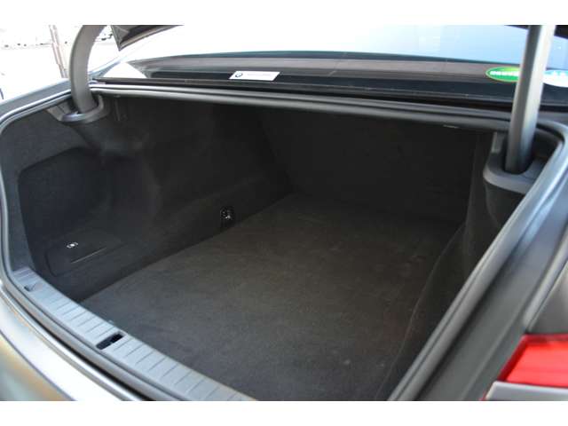 ＢＭＷ ７シリーズ Ｍ７６０ＬＩ Ｘドライブ ４ＷＤ R1年 (関東) 99