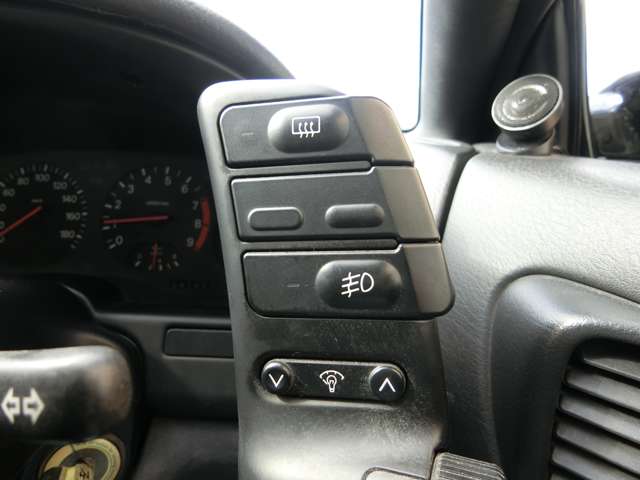 日産 フェアレディＺ ３．０ ３００ＺＸ ２ＢＹ２ Ｔバールーフ H9年 (中国) 99