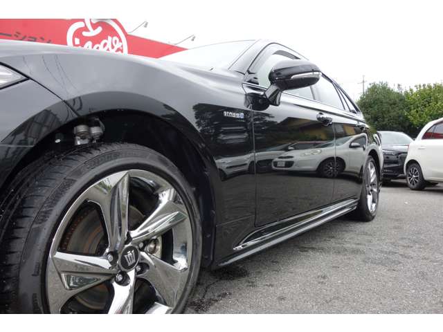 トヨタ クラウン　ハイブリッド ハイブリッド ２．５ ＲＳ アドバンス ＦＯＵＲ ４ＷＤ R1年 () 99