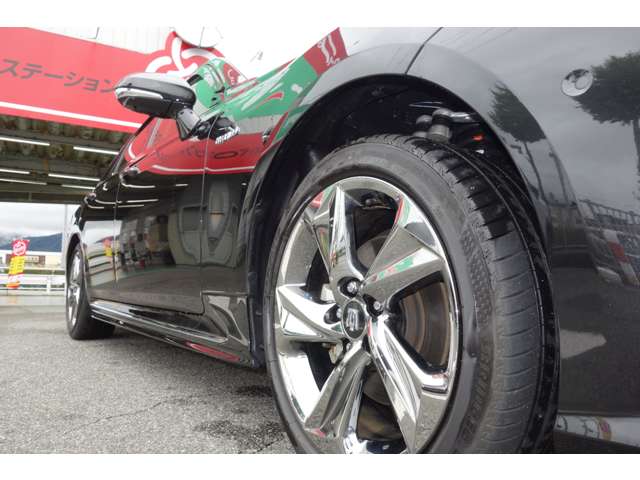 トヨタ クラウン　ハイブリッド ハイブリッド ２．５ ＲＳ アドバンス ＦＯＵＲ ４ＷＤ R1年 () 99