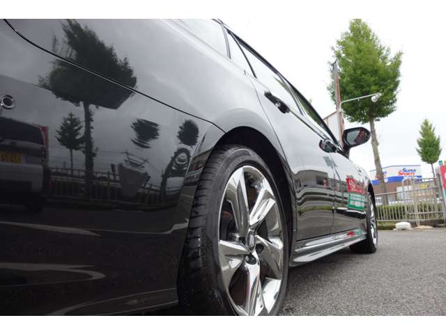 トヨタ クラウン　ハイブリッド ハイブリッド ２．５ ＲＳ アドバンス ＦＯＵＲ ４ＷＤ R1年 () 99