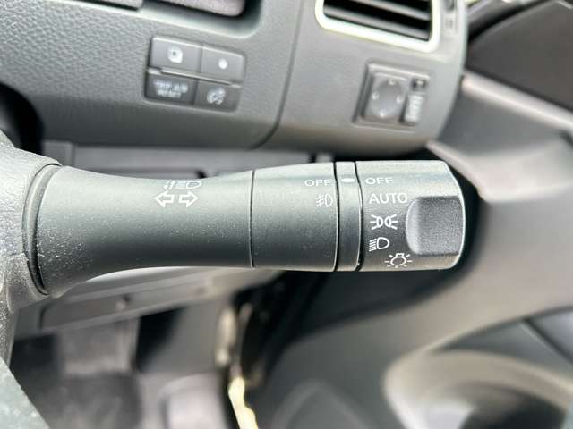 日産 セレナ ２．０ ハイウェイスター Ｓ－ＨＹＢＲＩＤ アドバンストセーフティ パッケージ H26年 (九州・沖縄) 99