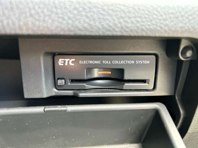 日産 セレナ ２．０ ハイウェイスター Ｓ－ＨＹＢＲＩＤ アドバンストセーフティ パッケージ H26年 (九州・沖縄) 99