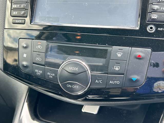 日産 セレナ ２．０ ハイウェイスター Ｓ－ＨＹＢＲＩＤ アドバンストセーフティ パッケージ H26年 (九州・沖縄) 99