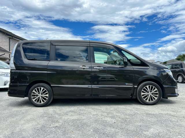 日産 セレナ ２．０ ハイウェイスター Ｓ－ＨＹＢＲＩＤ アドバンストセーフティ パッケージ H26年 (九州・沖縄) 99