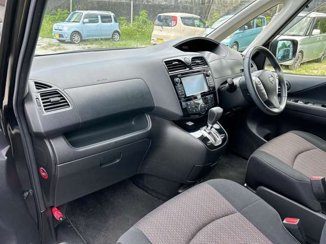 日産 セレナ ２．０ ハイウェイスター Ｓ－ＨＹＢＲＩＤ アドバンストセーフティ パッケージ H26年 (九州・沖縄) 99