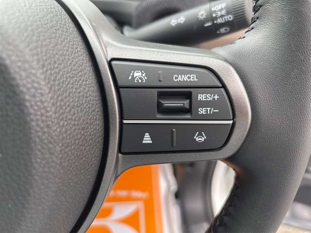 ホンダ フリード　ハイブリッド １．５ Ｅ：ＨＥＶ エアー ＥＸ R7年 (近畿) 99