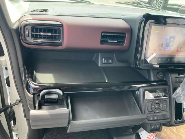 スズキ スペーシア　ギア ６６０ カスタム ハイブリッド ＸＳターボ R7年 (関東) 99