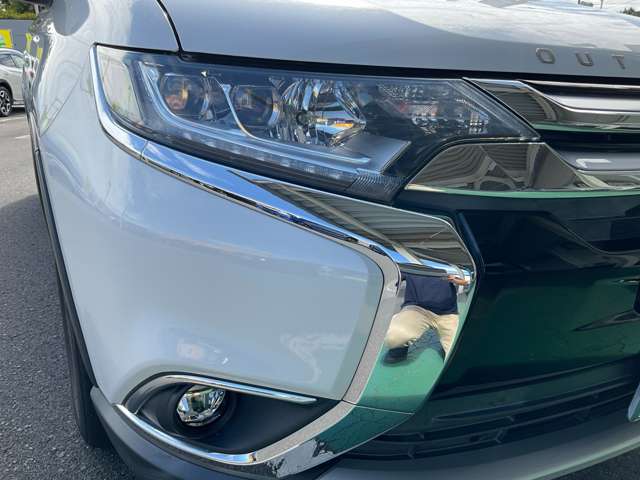 三菱 アウトランダー ２．４ ２４Ｇ セーフティパッケージ ４ＷＤ H29年 (東北) 99