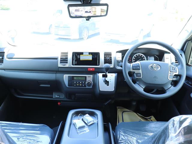 トヨタ ハイエースバン ２．０ スーパーＧＬ ロング R7年 (関東) 99