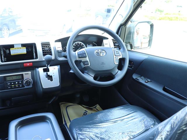 トヨタ ハイエースバン ２．０ スーパーＧＬ ロング R7年 (関東) 99