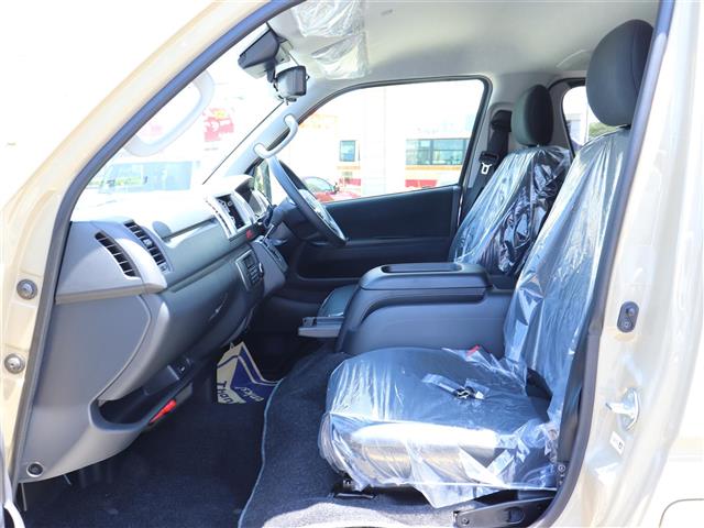 トヨタ ハイエースバン ２．０ スーパーＧＬ ロング R7年 (関東) 99