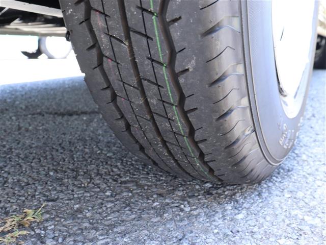 トヨタ ハイエースバン ２．０ スーパーＧＬ ロング R7年 (関東) 99