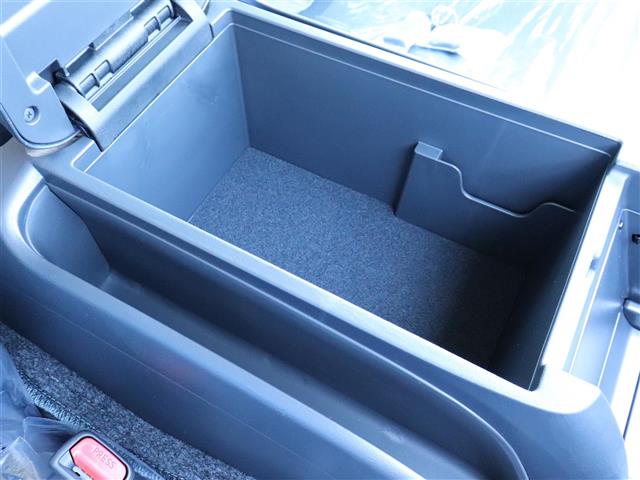 トヨタ ハイエースバン ２．０ スーパーＧＬ ロング R7年 (関東) 99