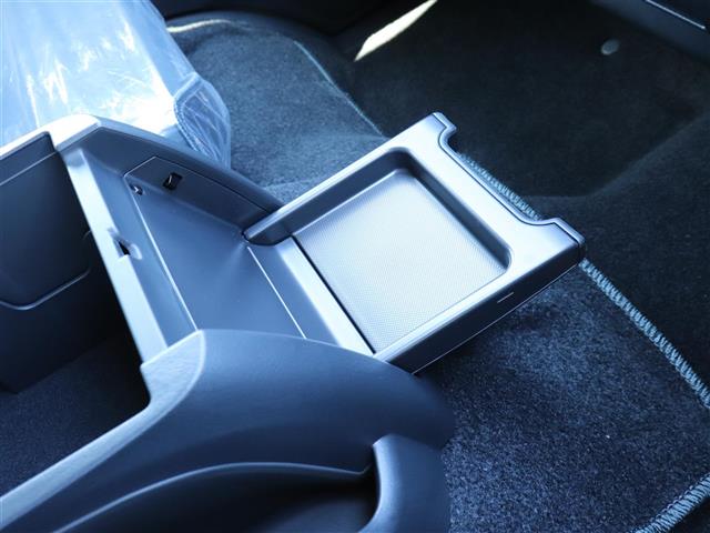 トヨタ ハイエースバン ２．０ スーパーＧＬ ロング R7年 (関東) 99