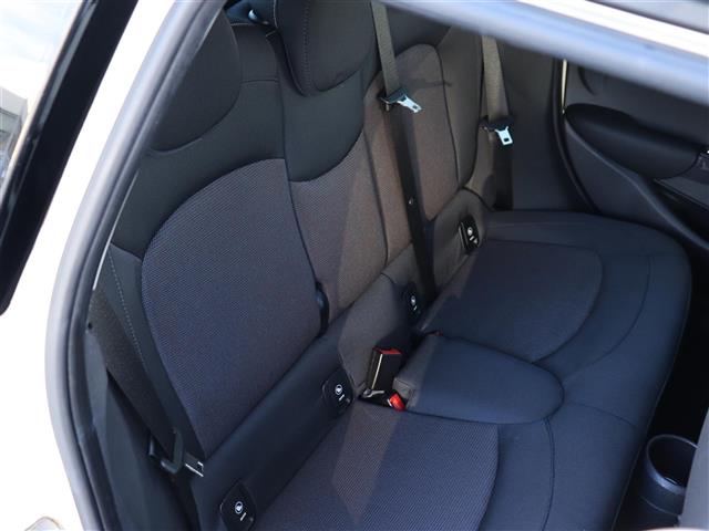 ミニ ミニ クーパーＤ ５ドア H30年 (関東) 99