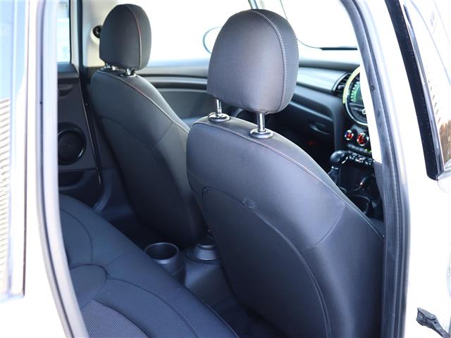 ミニ ミニ クーパーＤ ５ドア H30年 (関東) 99