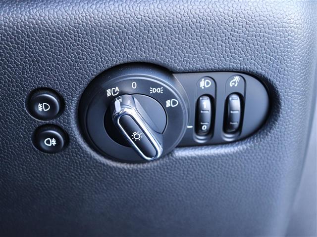 ミニ ミニ クーパーＤ ５ドア H30年 (関東) 99