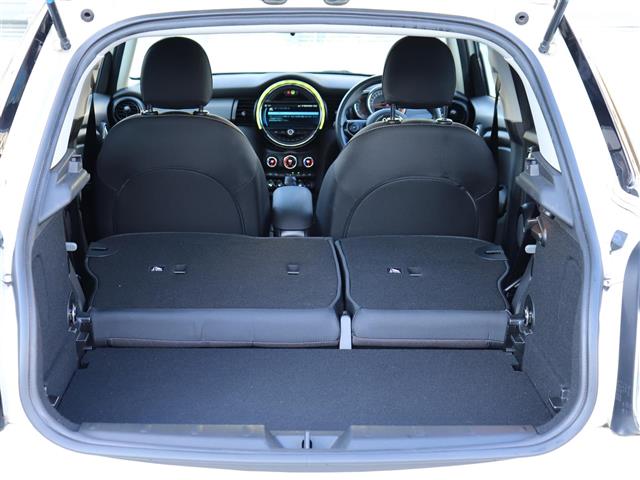 ミニ ミニ クーパーＤ ５ドア H30年 (関東) 99