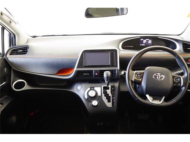 トヨタ シエンタ １．５ ファンベース Ｇ R2年 (東海) 99