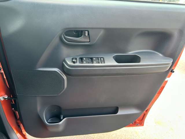 ダイハツ ウェイク ６６０ Ｄ H27年 (中国) 99