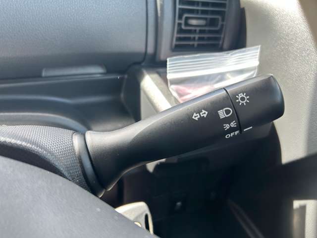 ダイハツ ウェイク ６６０ Ｄ H27年 (中国) 99