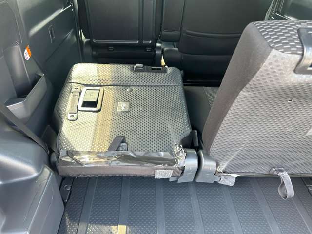 ダイハツ ウェイク ６６０ Ｄ H27年 (中国) 99