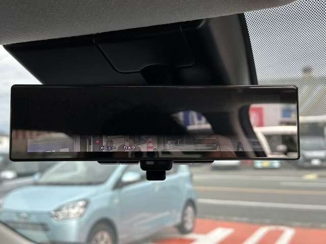 日産 ノート １．２ Ｘ R5年 (東海) 99