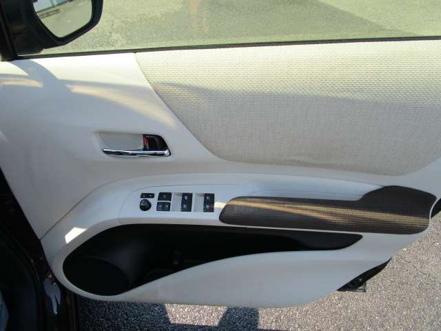 トヨタ シエンタ　ハイブリッド ハイブリッド １．５ Ｇ H27年 (関東) 99