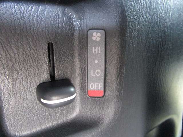 トヨタ レジアスエースバン ２．８ スーパーＧＬ ロングボディ ディーゼルターボ ４ＷＤ R1年 (関東) 99