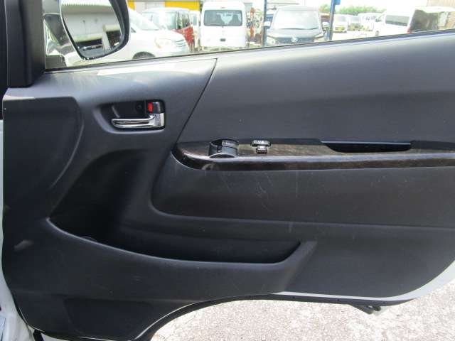 トヨタ レジアスエースバン ２．８ スーパーＧＬ ロングボディ ディーゼルターボ ４ＷＤ R1年 (関東) 99