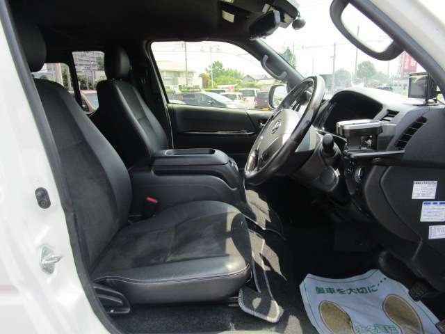 トヨタ レジアスエースバン ２．８ スーパーＧＬ ロングボディ ディーゼルターボ ４ＷＤ R1年 (関東) 99