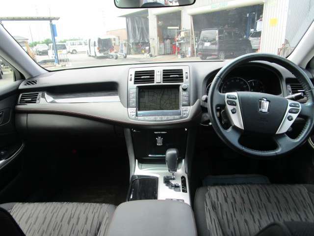 トヨタ クラウンアスリート ２．５ H22年 (関東) 99