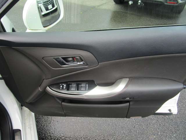 トヨタ クラウンアスリート ２．５ H22年 (関東) 99