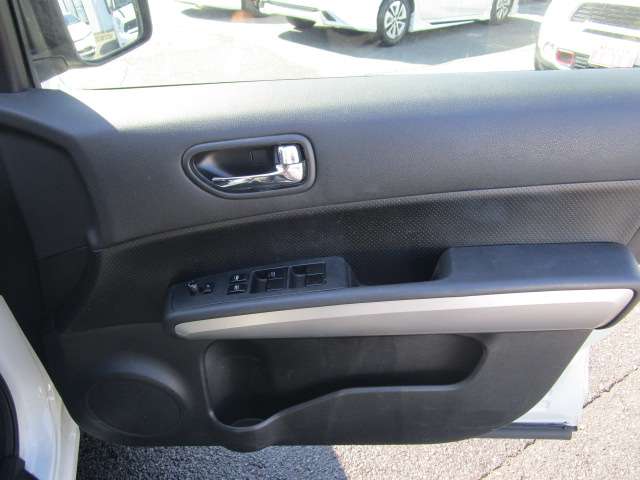 日産 エクストレイル ２．０ ２０ＸＴＴ ４ＷＤ H22年 (関東) 99