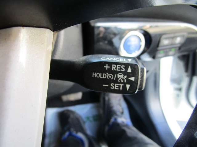 トヨタ プリウス １．８ Ａ H28年 (関東) 99