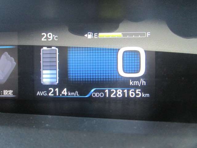 トヨタ プリウス １．８ Ａ H28年 (関東) 99