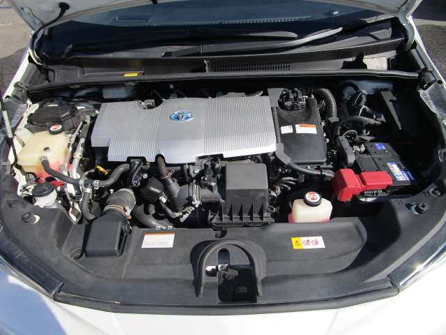 トヨタ プリウス １．８ Ａ H28年 (関東) 99