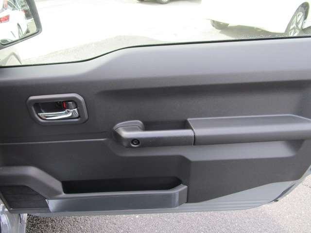 スズキ ジムニー ６６０ ＸＣ ４ＷＤ R7年 (関東) 99