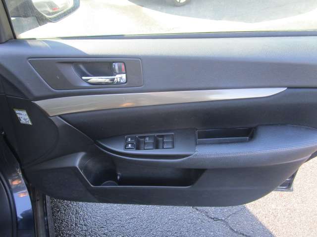 スバル レガシィツーリングワゴン ２．５ Ｉ アイサイト ４ＷＤ H24年 (関東) 99