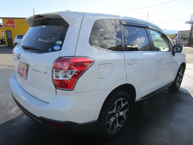 スバル フォレスター ２．０ Ｓ リミテッド ４ＷＤ H27年 (関東) 99