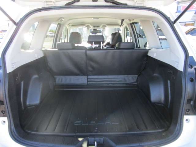 スバル フォレスター ２．０ Ｓ リミテッド ４ＷＤ H27年 (関東) 99